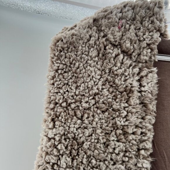 Krazy Kat Womens Hooded Vest Open Front Sherpa Faux Fur Beige Size Small - Picture 5 of 9